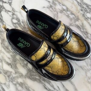 Ganni Women's Black and Gold Loafers